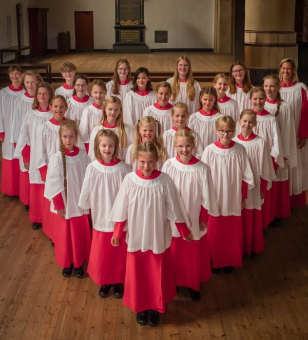 Roden Girl Choristers <br>Zondag 14 december 2025 - Afbeelding 2